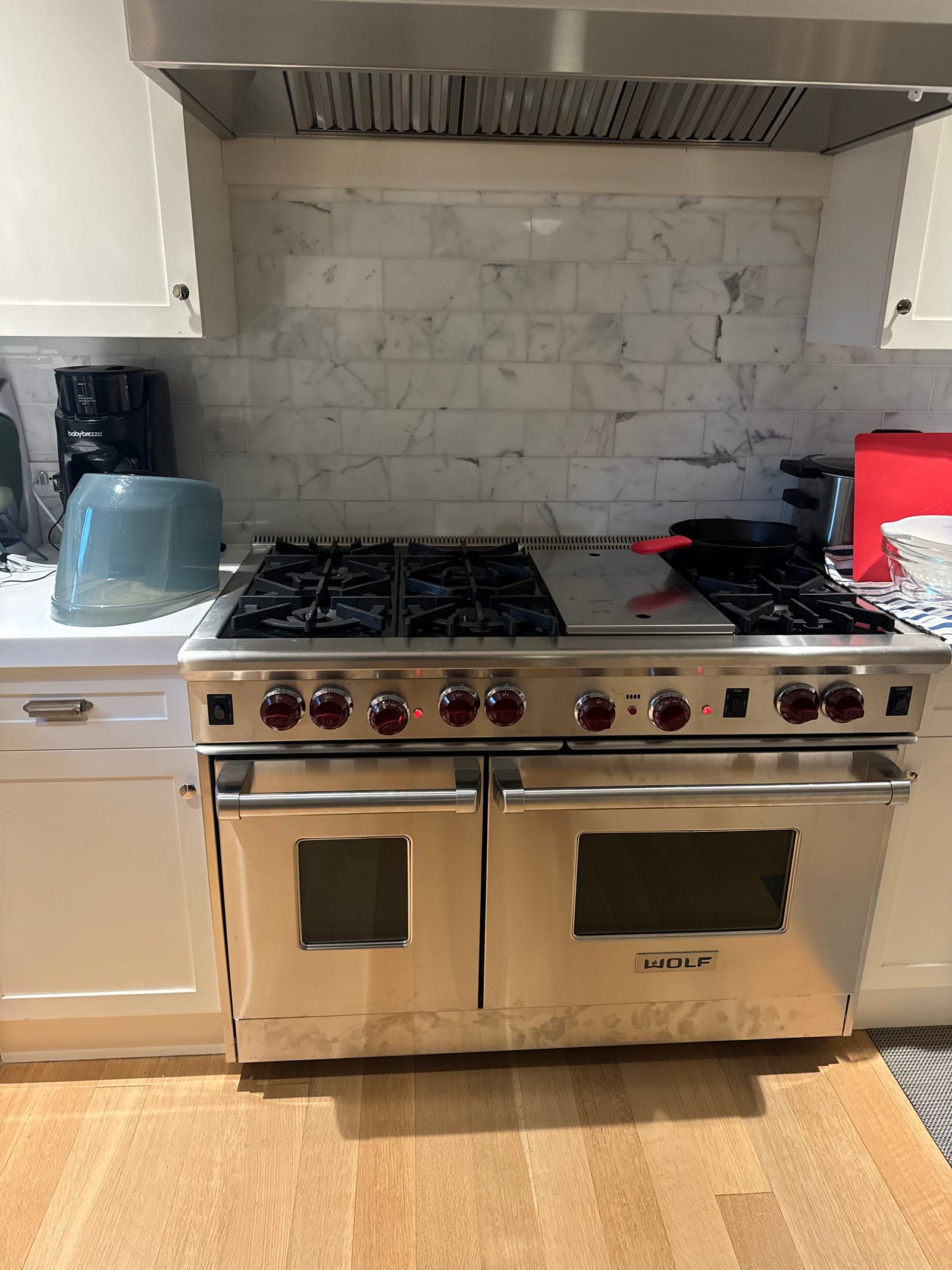 Wolf Pro range with griddle and double oven service